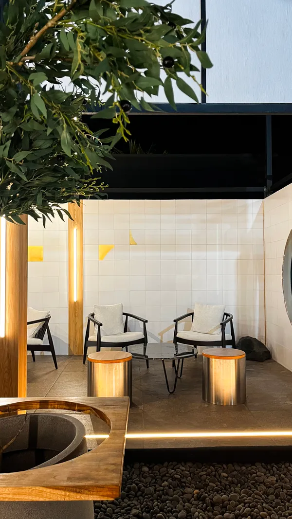 Salón Terraza Bar Kintsugi - Expodeco 2024 - Imagen 19