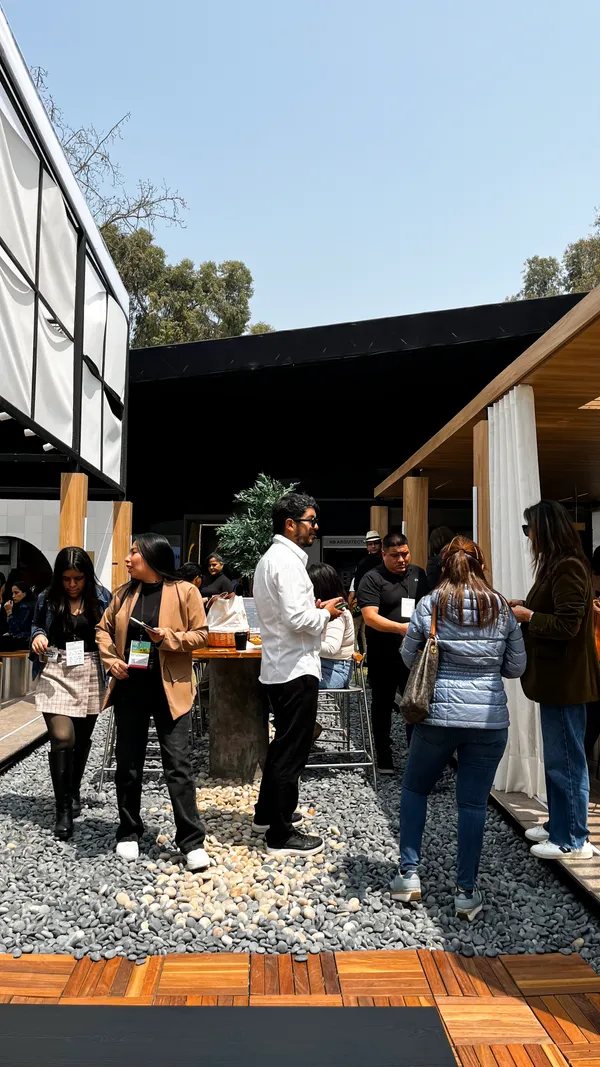 Salón Terraza Bar Kintsugi - Expodeco 2024 - Imagen 9